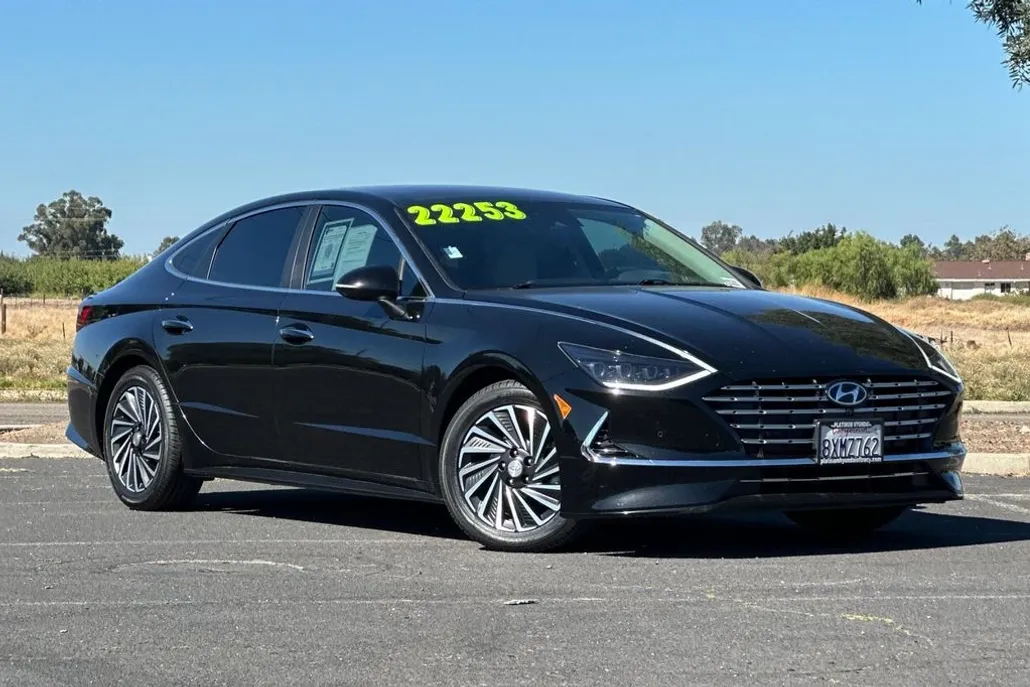 2021 Hyundai Sonata Hybrid Limited photo 1