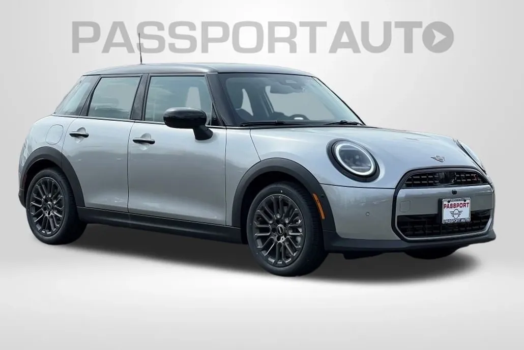 2025 Mini Cooper S Iconic photo 1