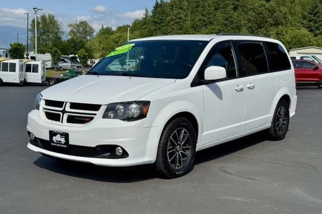 2019 Dodge Grand Caravan GT photo 1