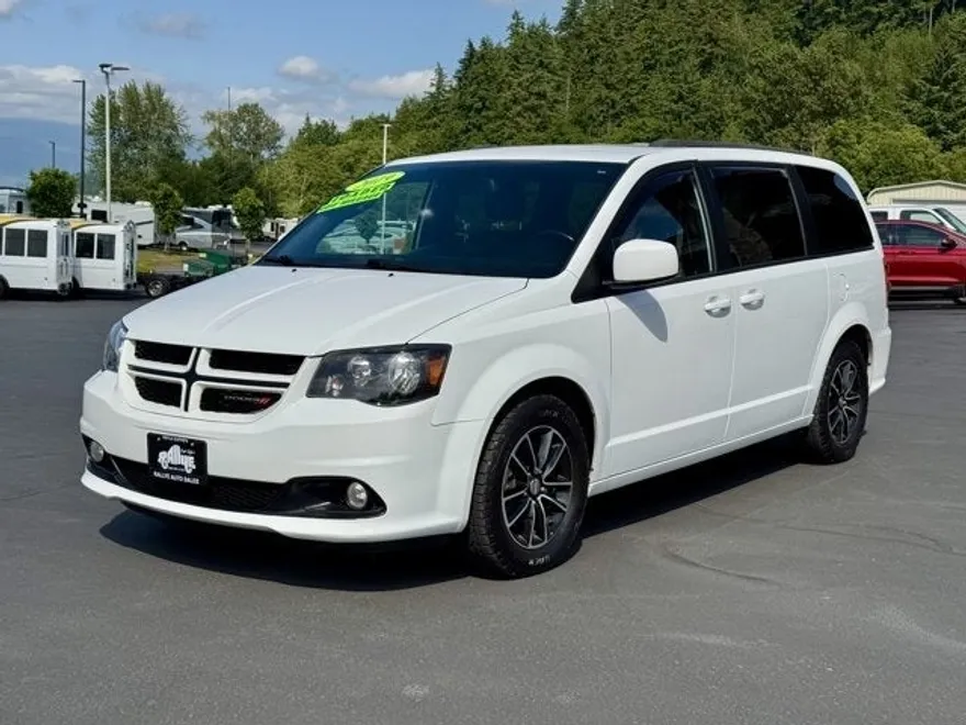 2019 Dodge Grand Caravan GT photo 1