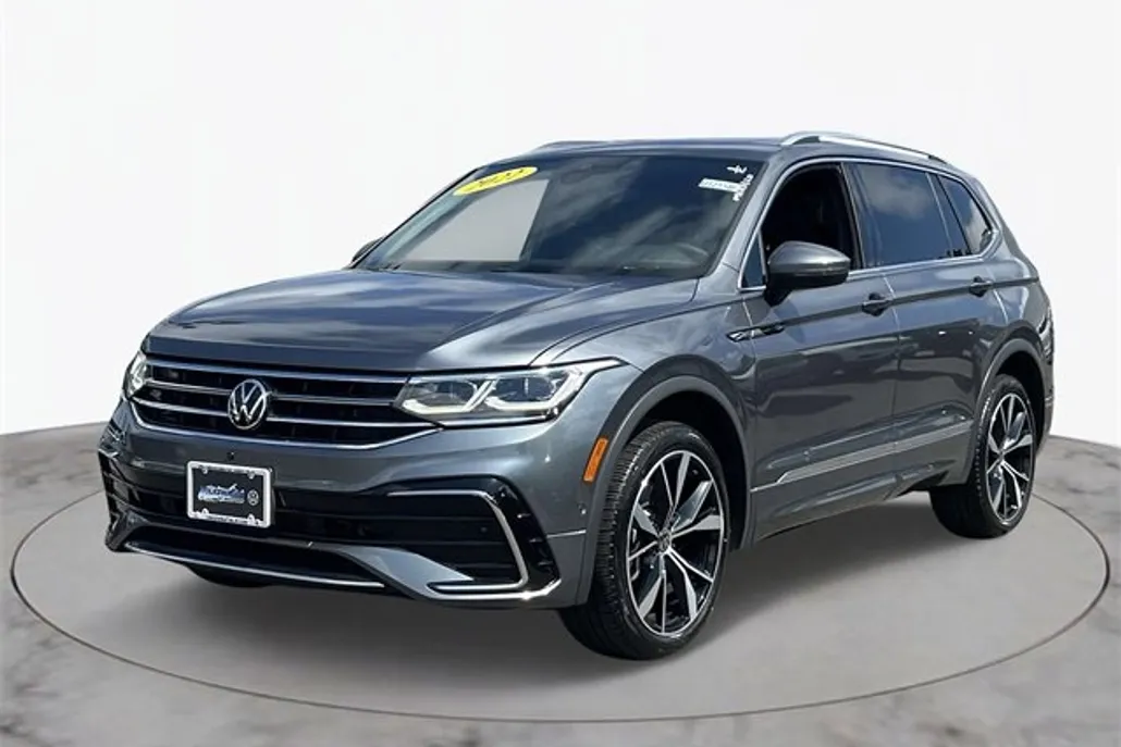 2022 Volkswagen Tiguan SEL Premium R-Line photo 1