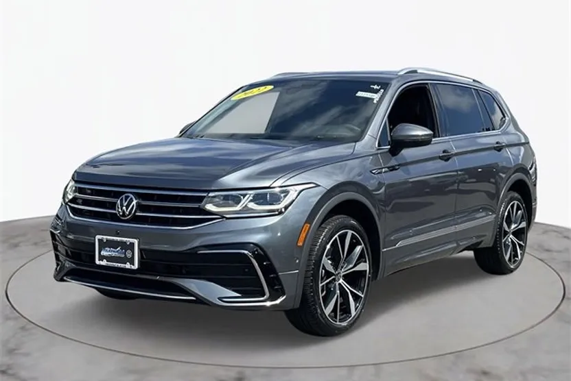 2022 Volkswagen Tiguan SEL Premium R-Line photo 1