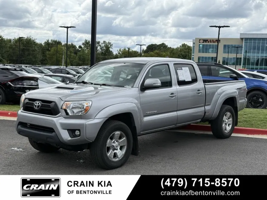 2015 Toyota Tacoma Base V6 4x4 TRD photo 1