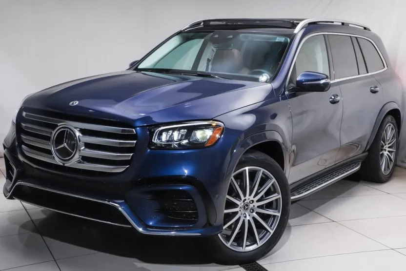 2025 Mercedes Benz GLS 580 4MATIC photo 1