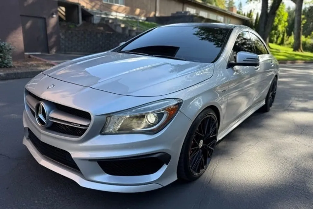 2015 Mercedes Benz CLA 45 AMG 4MATIC photo 1