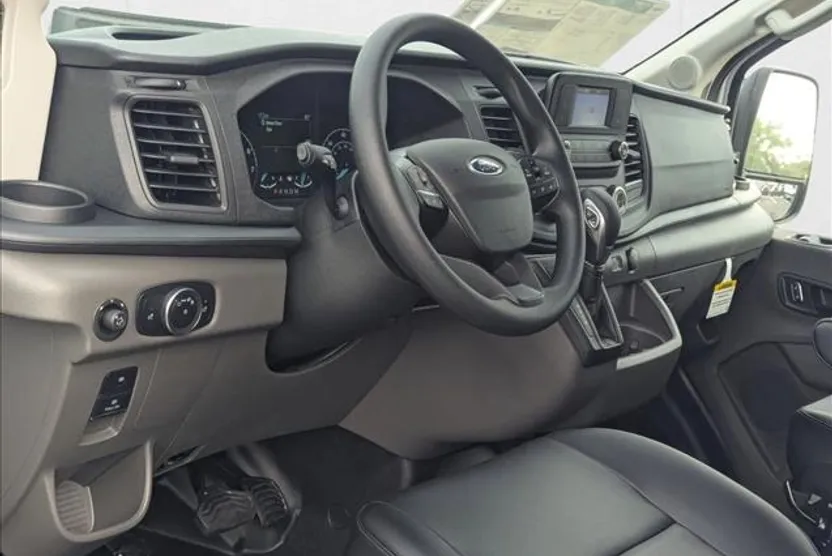 2025 Ford Transit photo 1