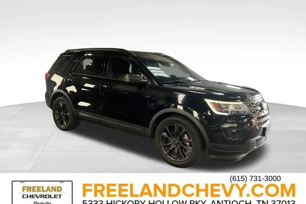 2018 Ford Explorer XLT photo 1