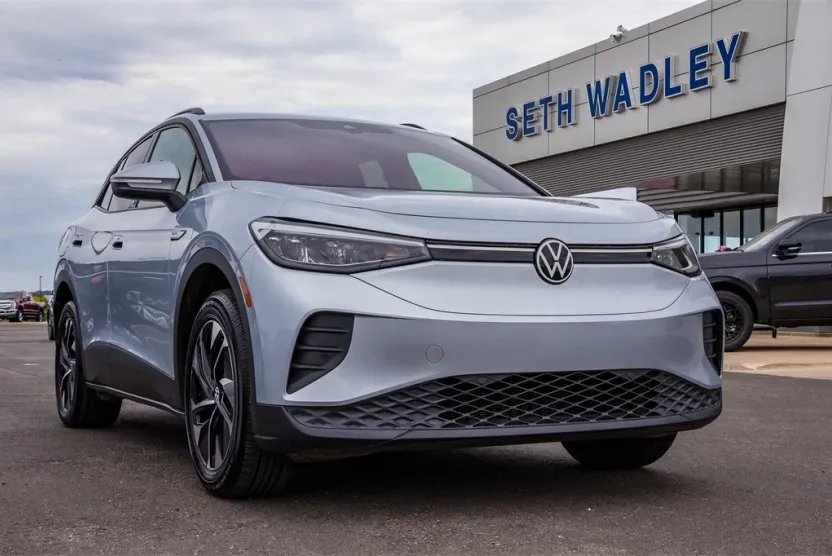 2022 Volkswagen ID.4 Pro photo 1
