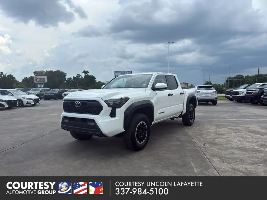 2024 Toyota Tacoma TRD photo 1