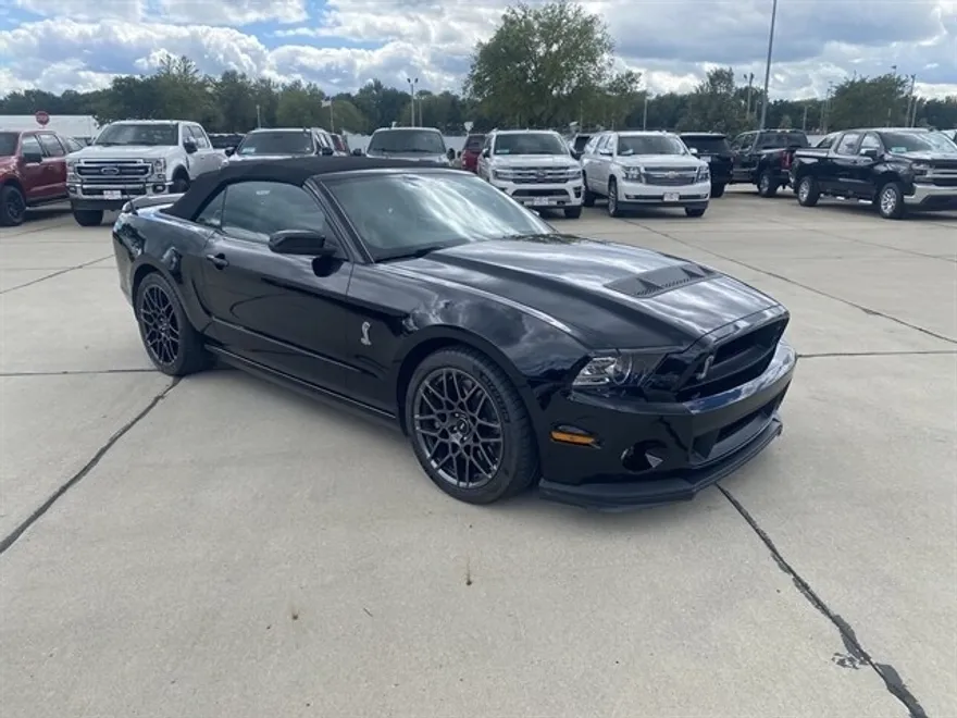 2013 Ford Mustang Shelby GT500 Convertible photo 1