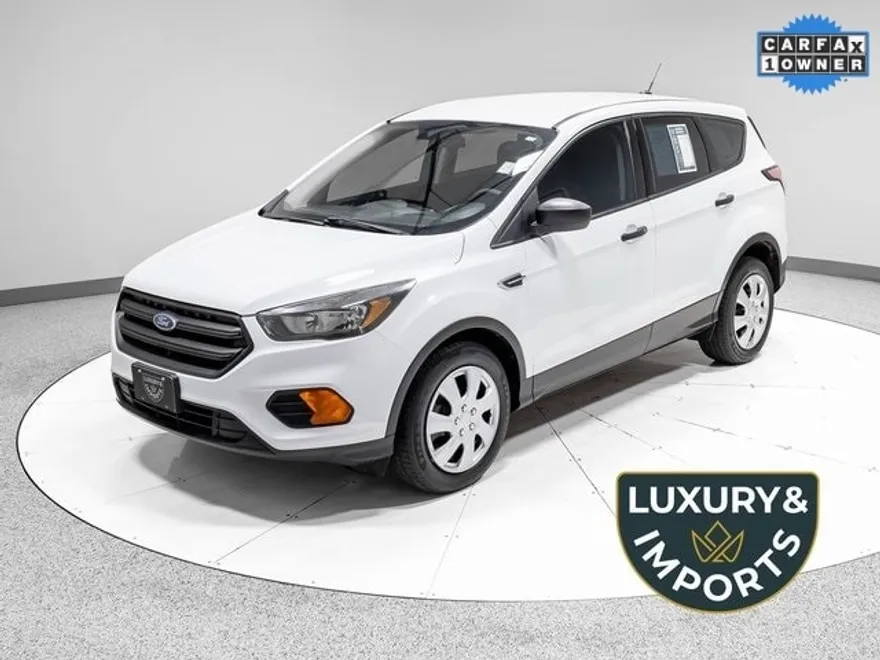 2018 Ford Escape S photo 1