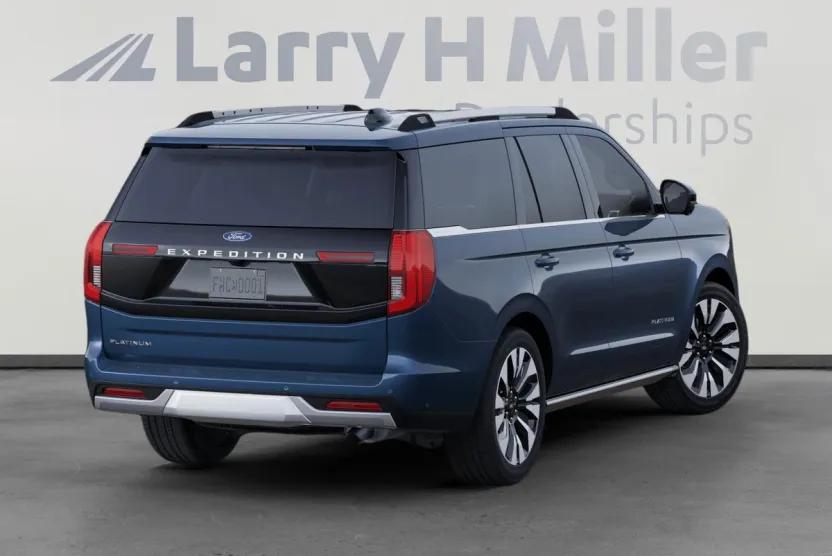 2025 Ford Expedition Platinum photo 1