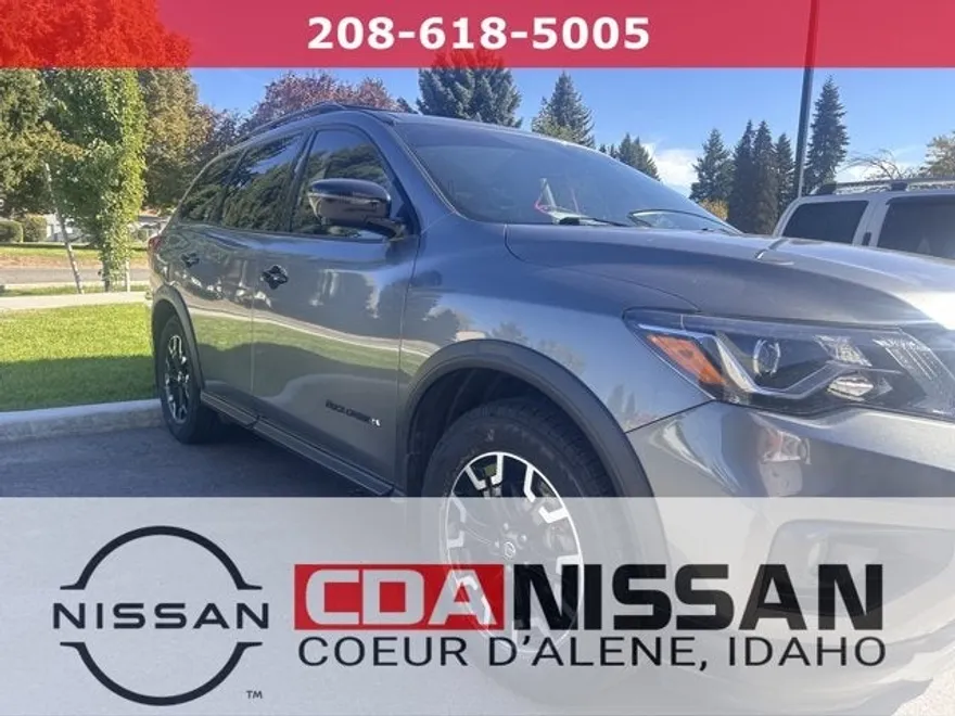 2020 Nissan Pathfinder SL photo 1