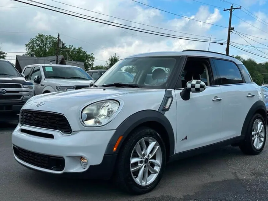 2012 Mini Countryman S ALL4 photo 1