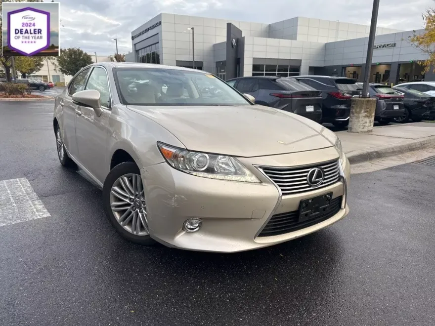 2015 Lexus ES 350 photo 1