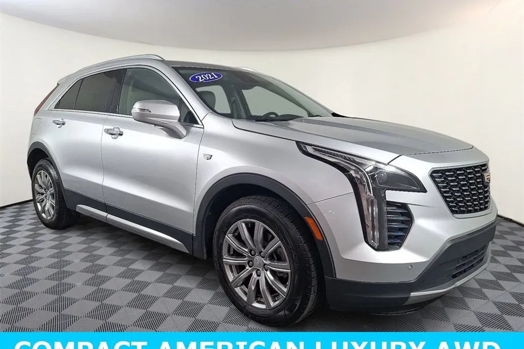 2021 Cadillac XT4 Premium Luxury photo 1
