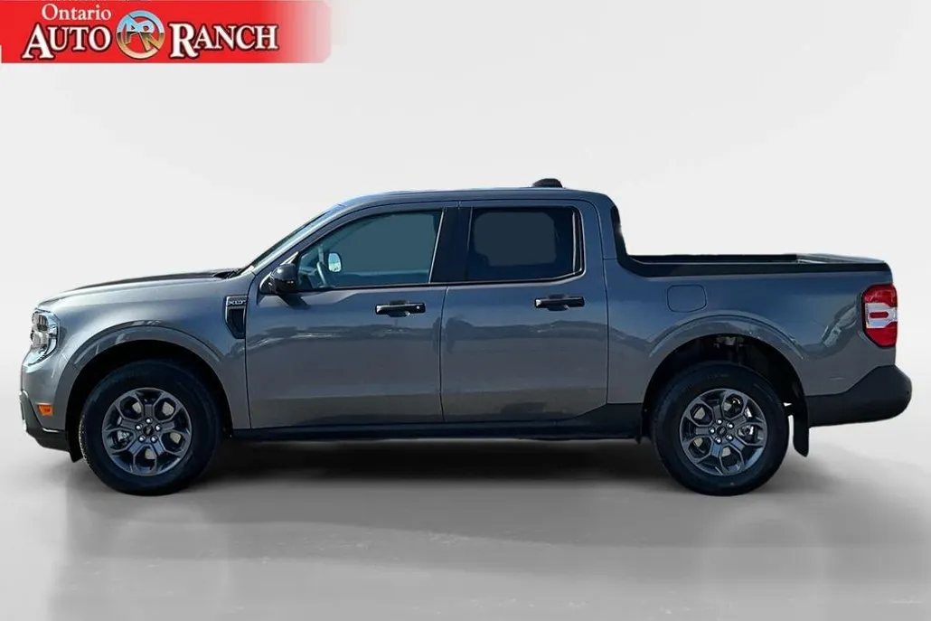 2025 Ford Maverick XLT photo 1