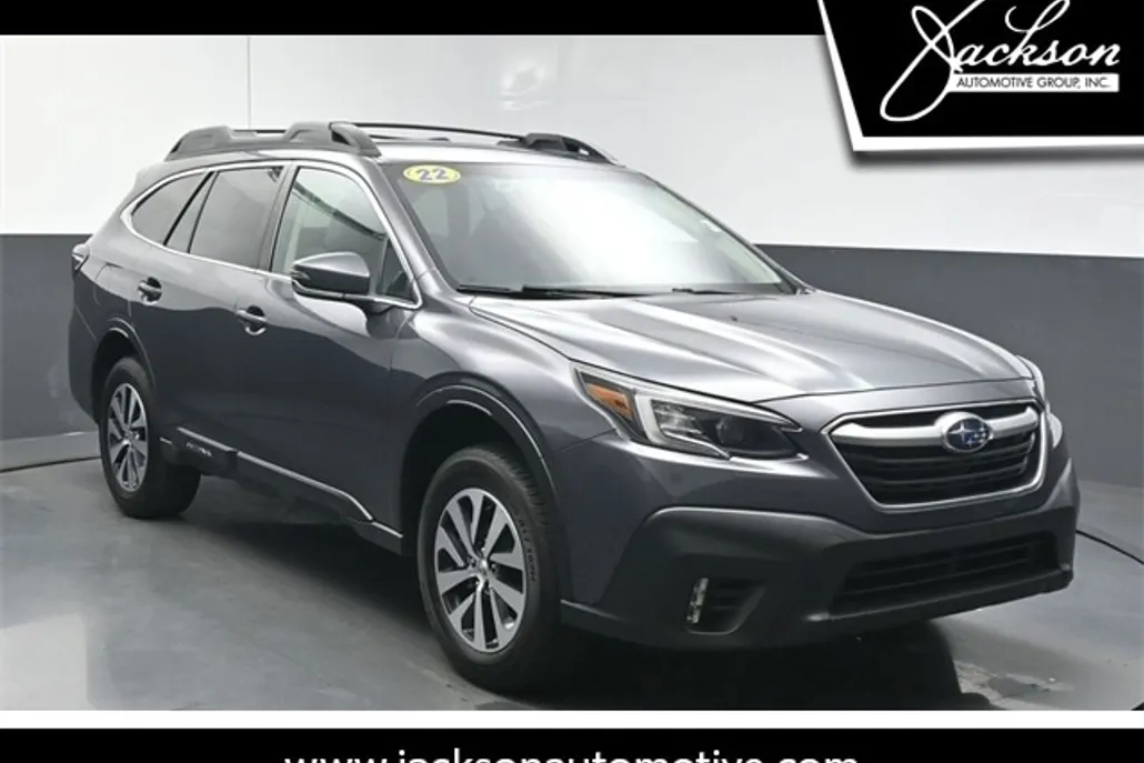 2022 Subaru Outback Premium photo 1
