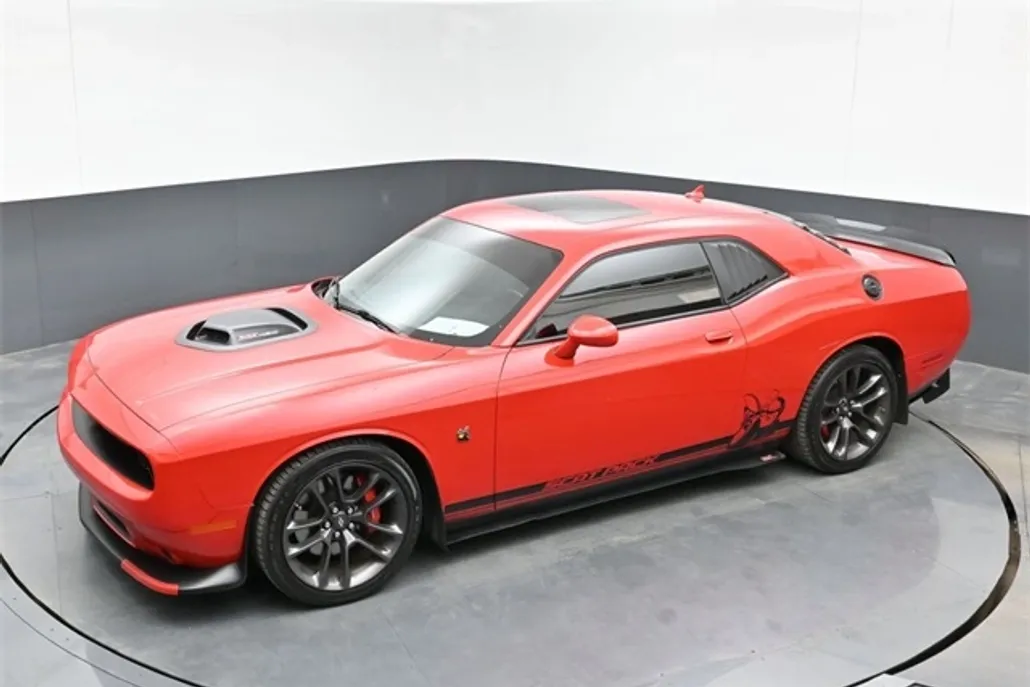 2021 Dodge Challenger R/T Scat Pack photo 1