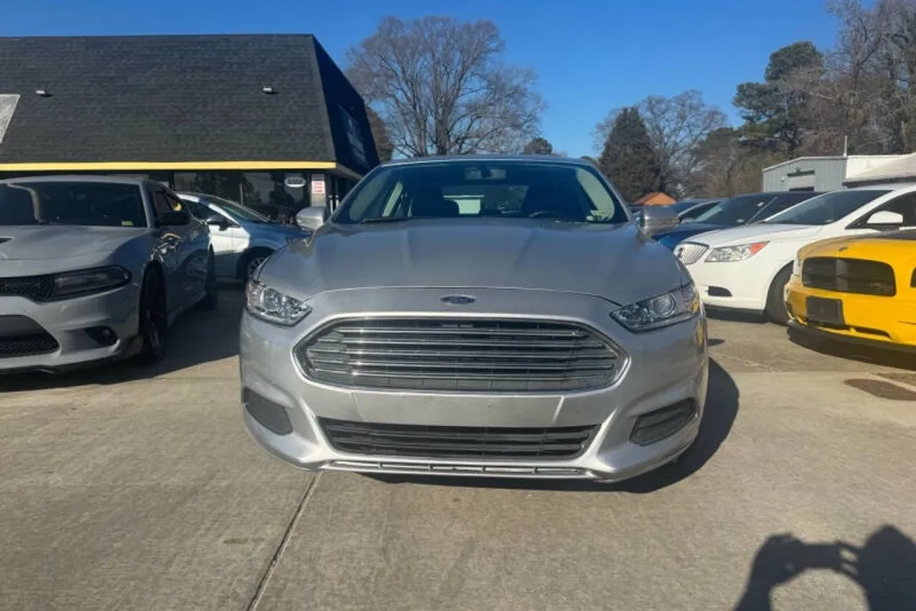 2014 Ford Fusion Titanium photo 1