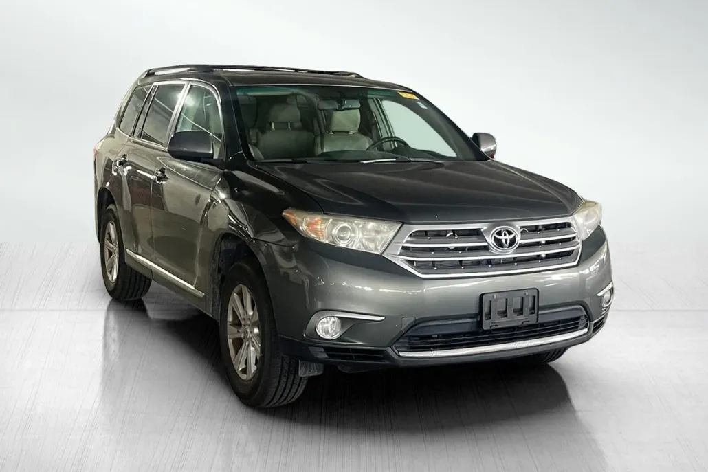 2012 Toyota Highlander SE photo 1