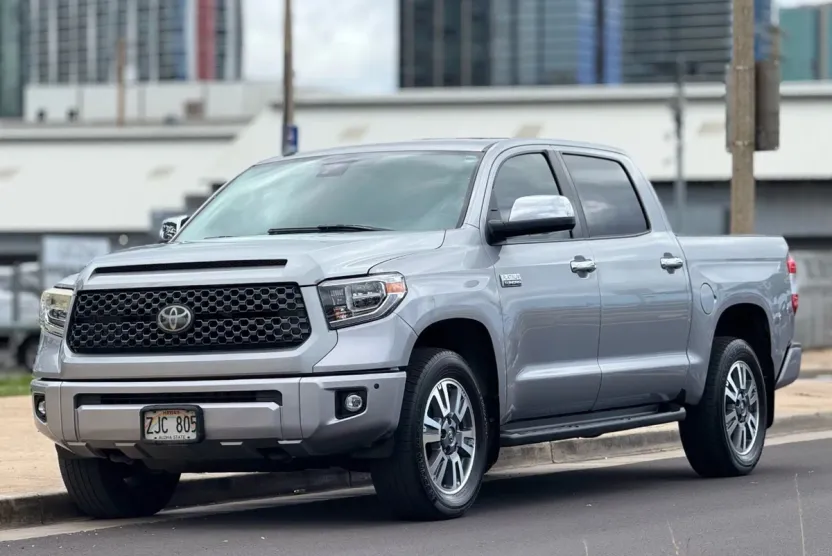 2019 Toyota Tundra Platinum CrewMax photo 1