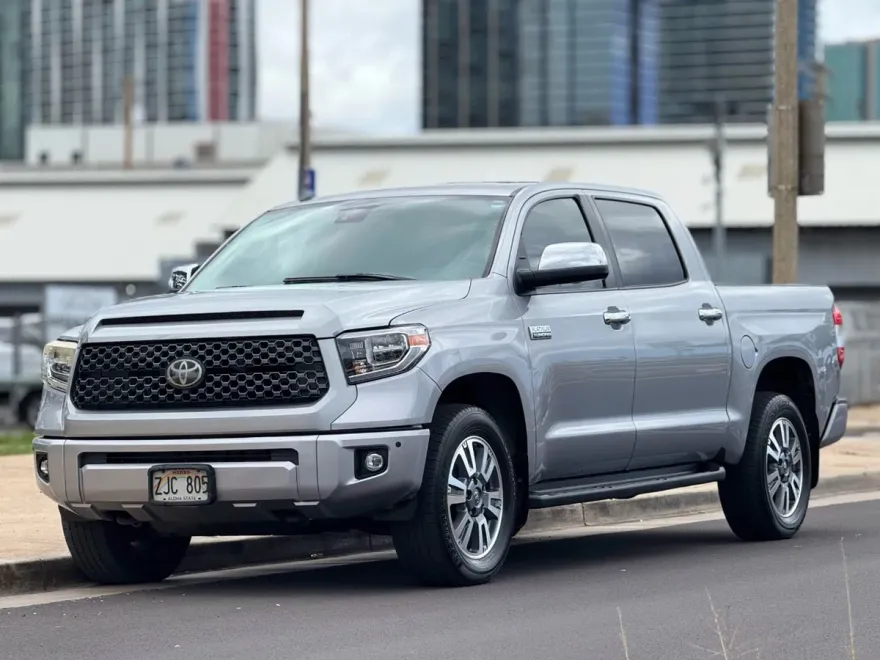 2019 Toyota Tundra Platinum CrewMax photo 1