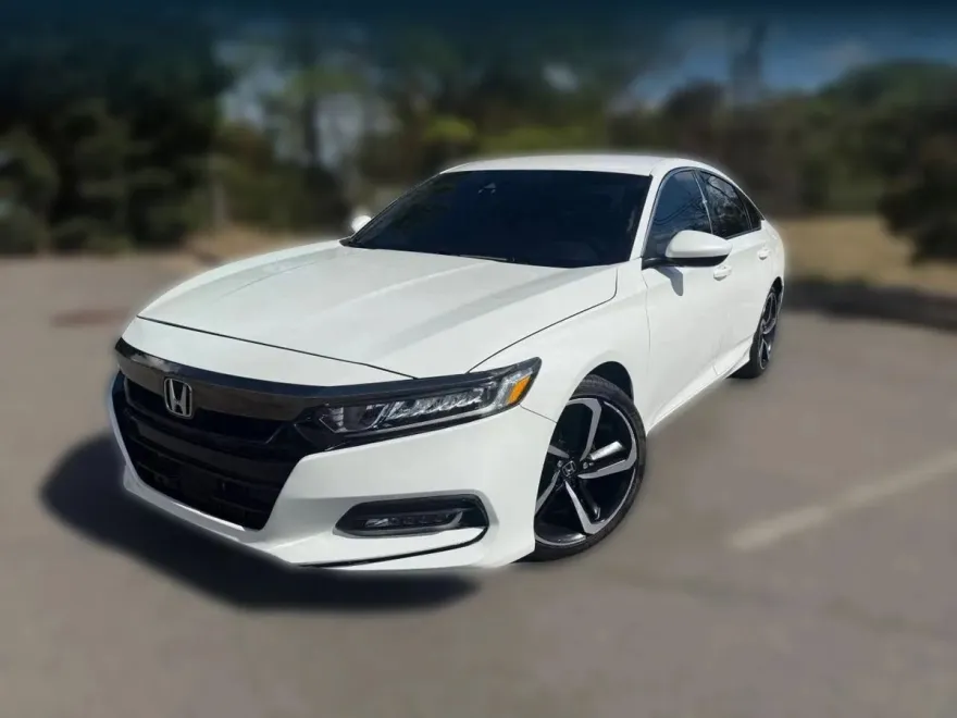 2019 Honda Accord Sport photo 1