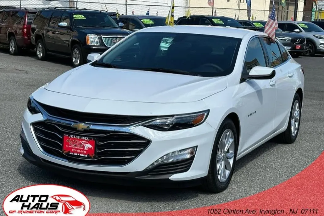 2019 Chevrolet Malibu 1LT photo 1