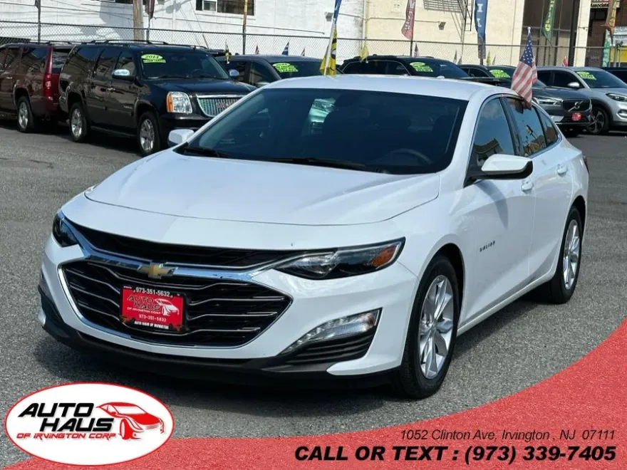 2019 Chevrolet Malibu 1LT photo 1