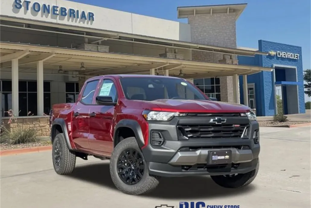 2026 Chevrolet Colorado Trail Boss photo 1