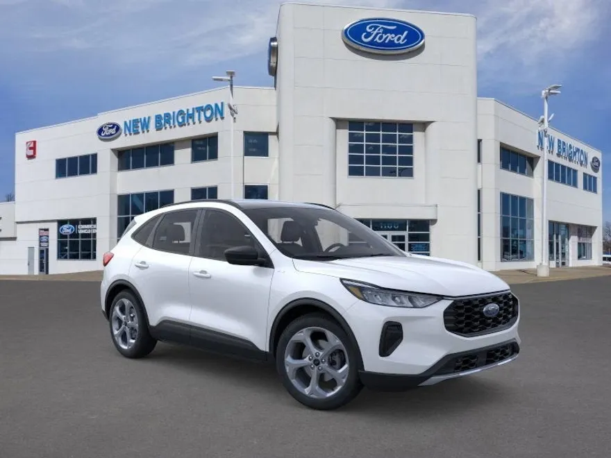 2025 Ford Escape ST-Line photo 1