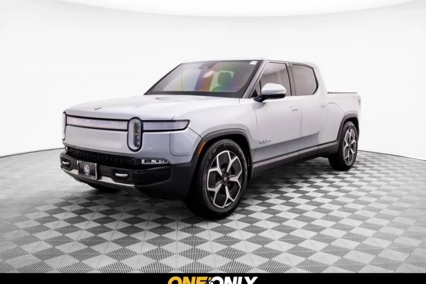 2024 Rivian R1T Adventure photo 1