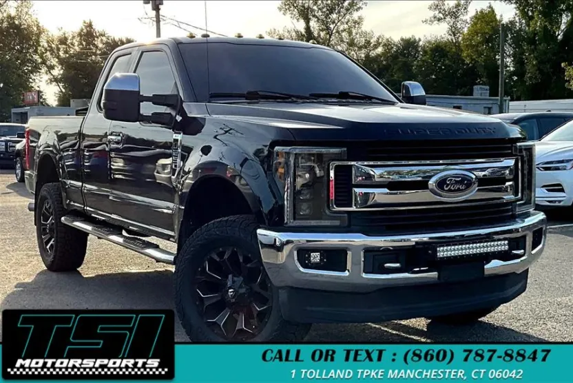 2017 Ford F-250 XLT photo 1