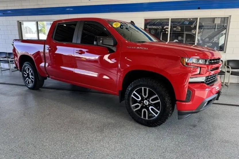 2019 Chevrolet Silverado 1500 RST photo 1