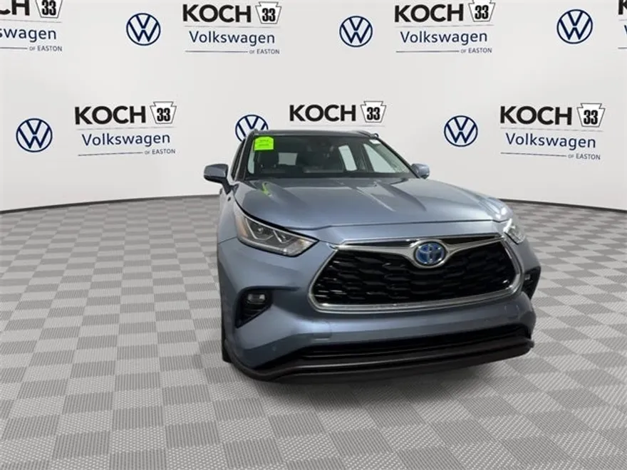 2023 Toyota Highlander Hybrid Limited photo 1