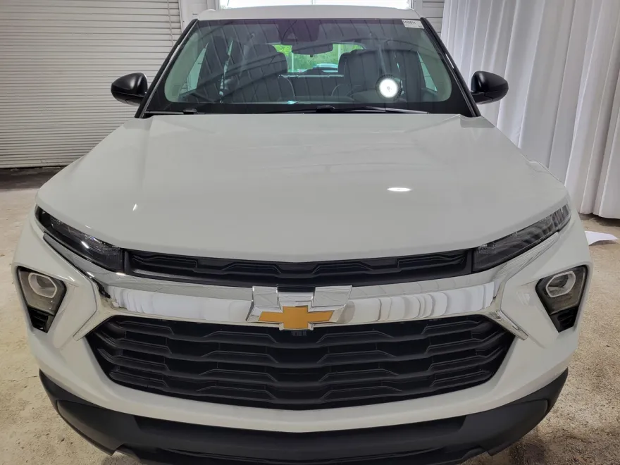 2026 Chevrolet Trailblazer LS photo 1