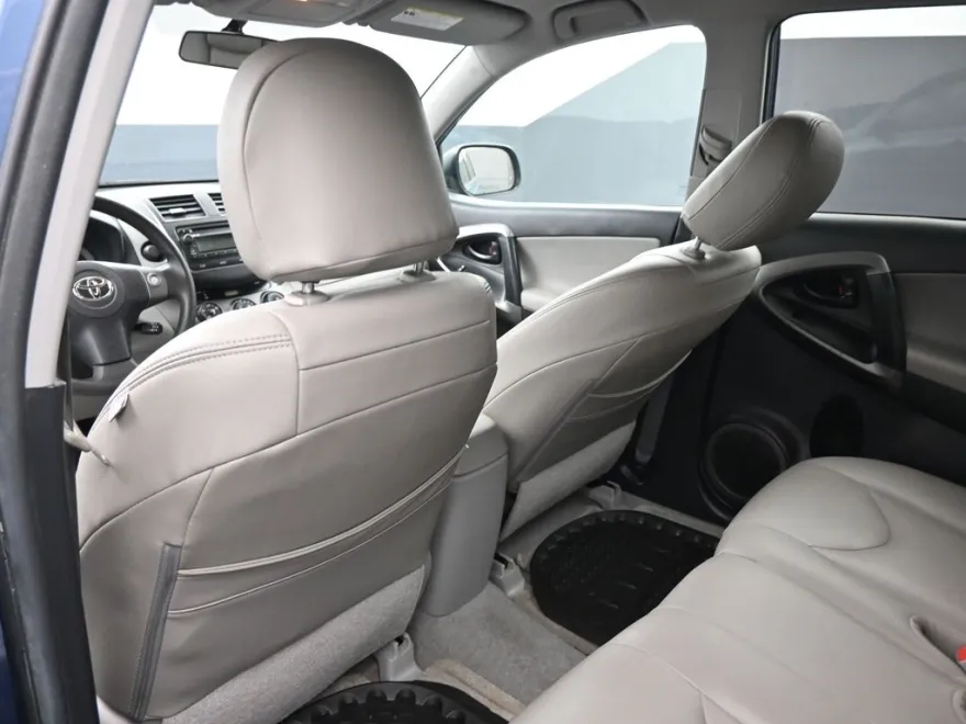 2012 Toyota RAV4 Base photo 1