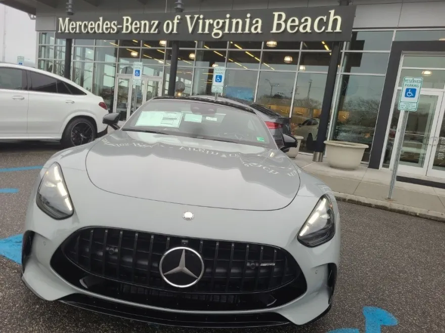 2025 Mercedes Benz AMG GT photo 1