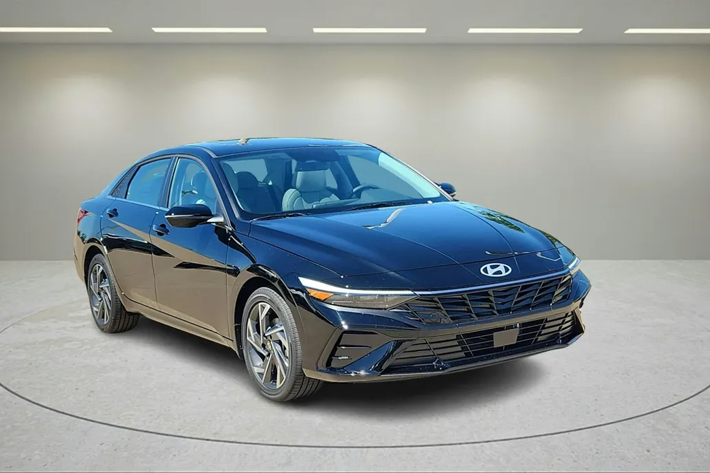 2025 Hyundai Elantra Hybrid Limited photo 1