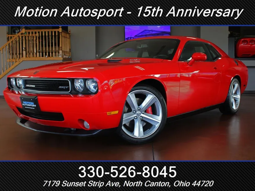 2009 Dodge Challenger SRT8 photo 1