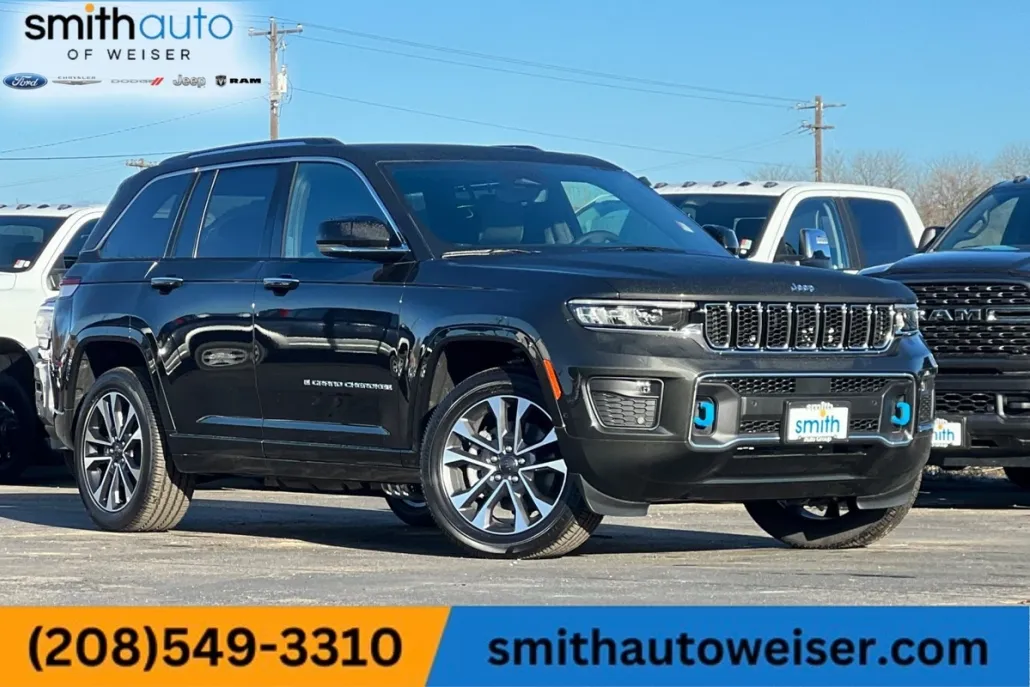 2024 Jeep Cherokee Overland 4xe photo 1