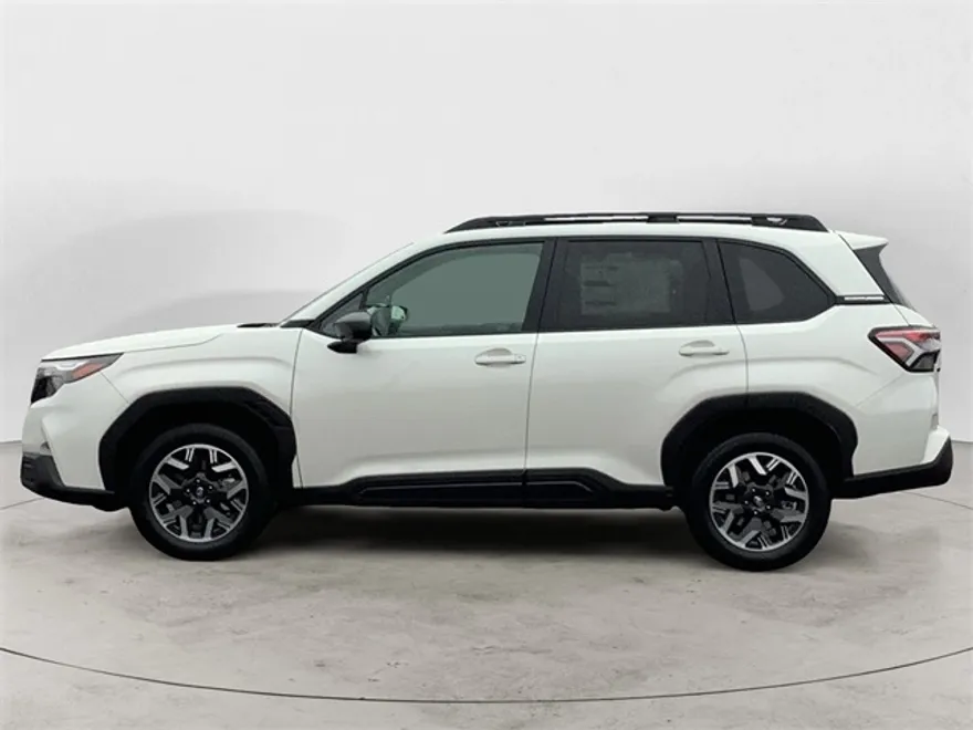 2025 Subaru Forester Premium photo 1