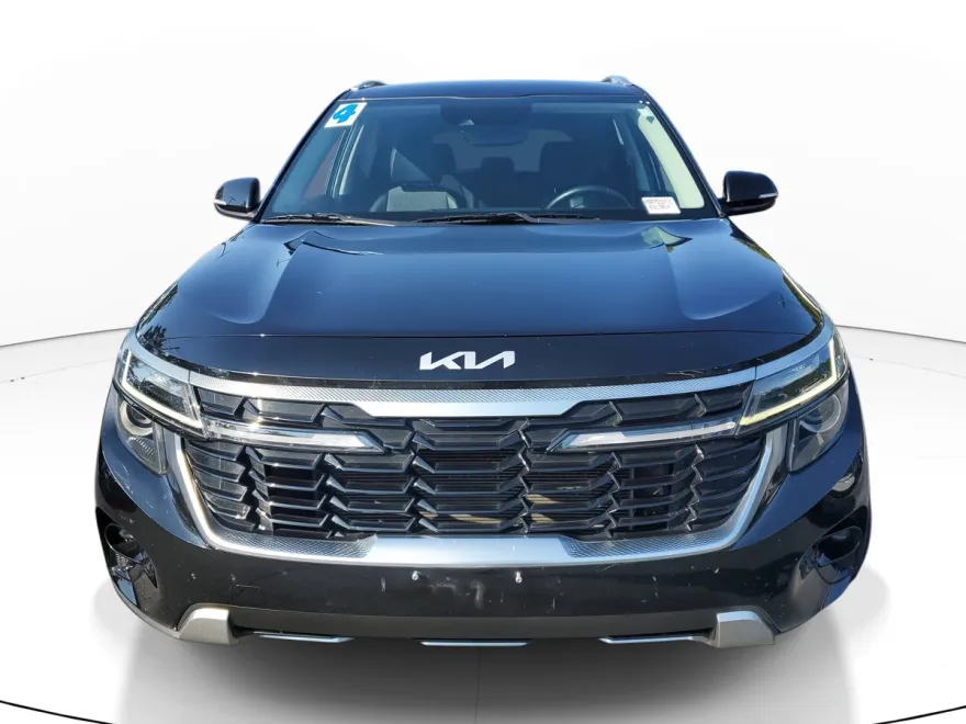2024 Kia Seltos S photo 1