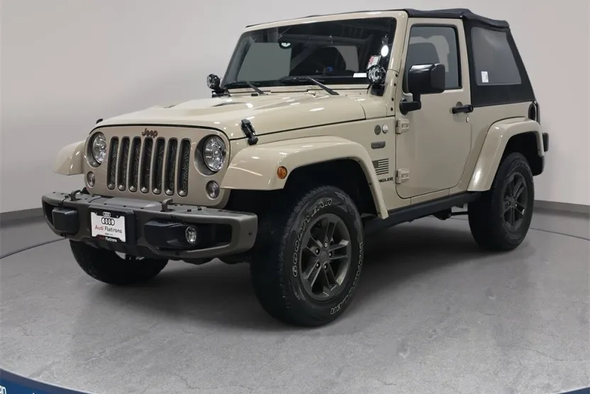 2016 Jeep Wrangler Sahara photo 1