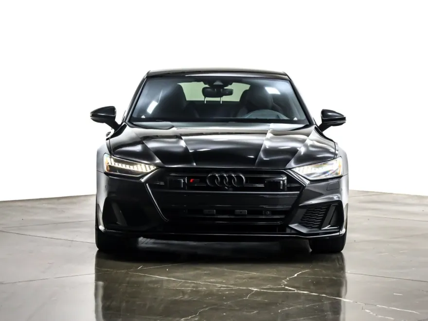 2022 Audi S7 Prestige photo 2
