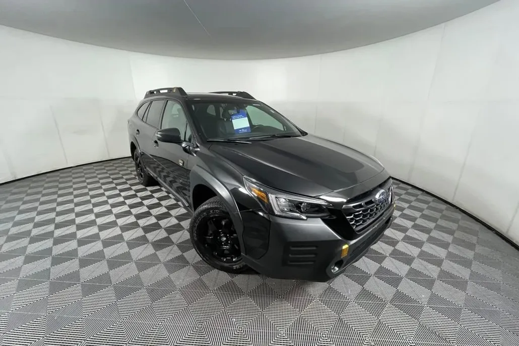 2022 Subaru Outback Wilderness photo 1