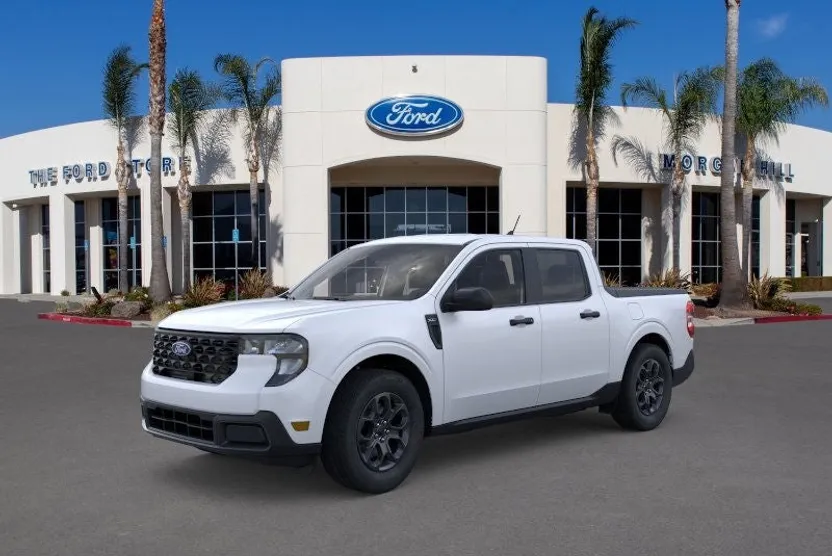 2025 Ford Maverick XLT photo 1