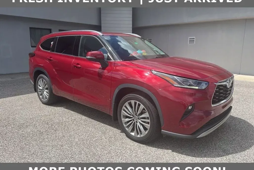 2021 Toyota Highlander Platinum photo 1