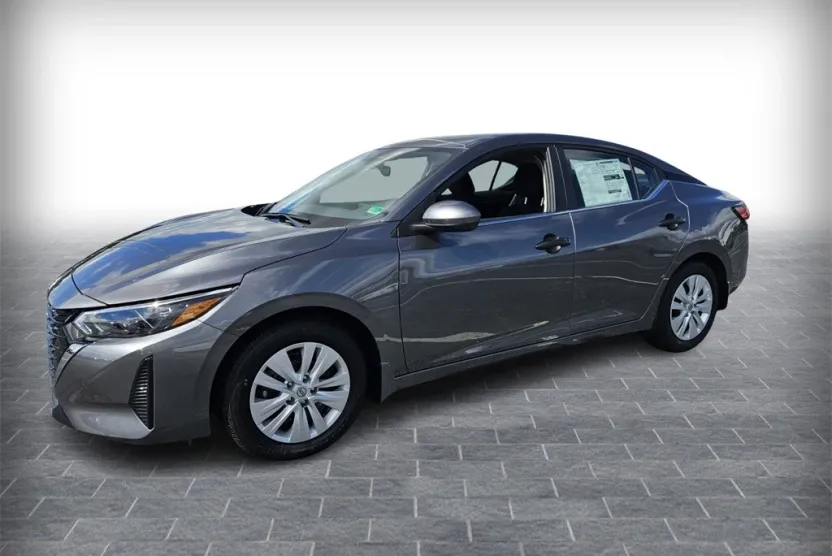 2025 Nissan Sentra S photo 1